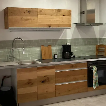 : Maison Centre Appartamento